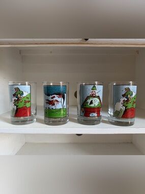 Vintage collectable Gary Patterson Arby's 1982 sports cartoon tumbler/barware.